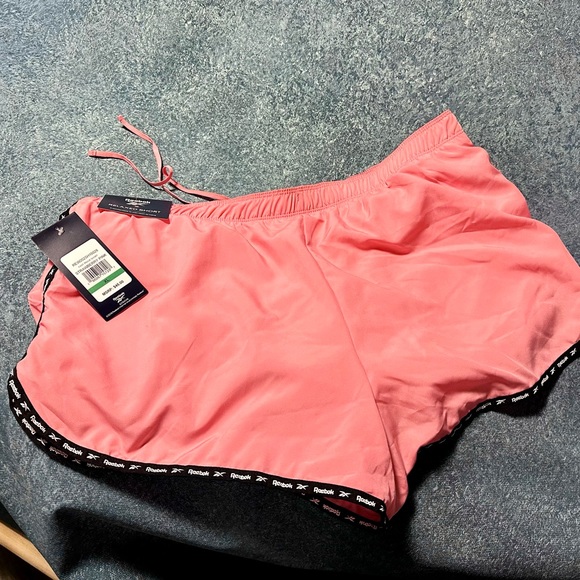 NWT Reebok | Strawberry Pink Fast Track Shorts -  XL - Picture 2 of 2